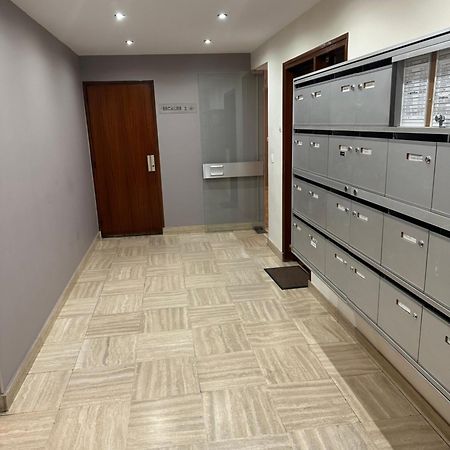 Appart'Confort Gambetta Paris Exterior photo