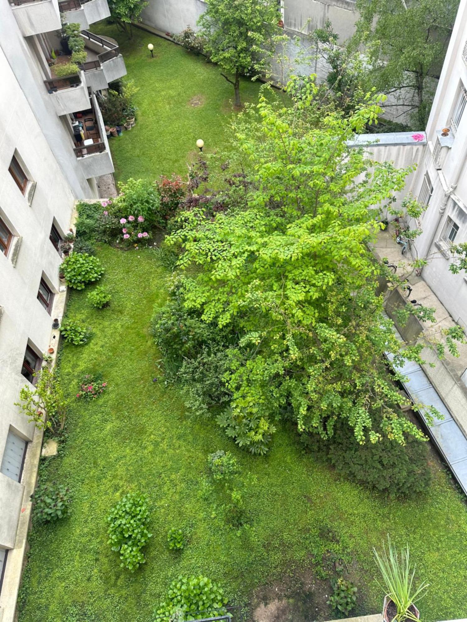 Appart'Confort Gambetta Paris Exterior photo